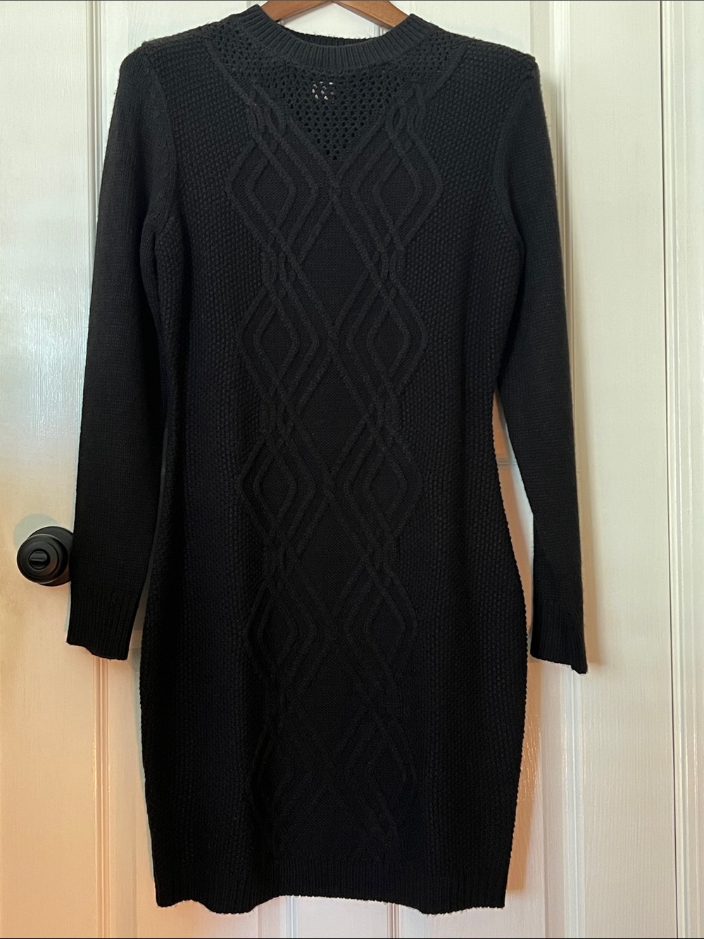 VENUS Black Cable-Knit Long Sleeve Black Sweater Dress size L